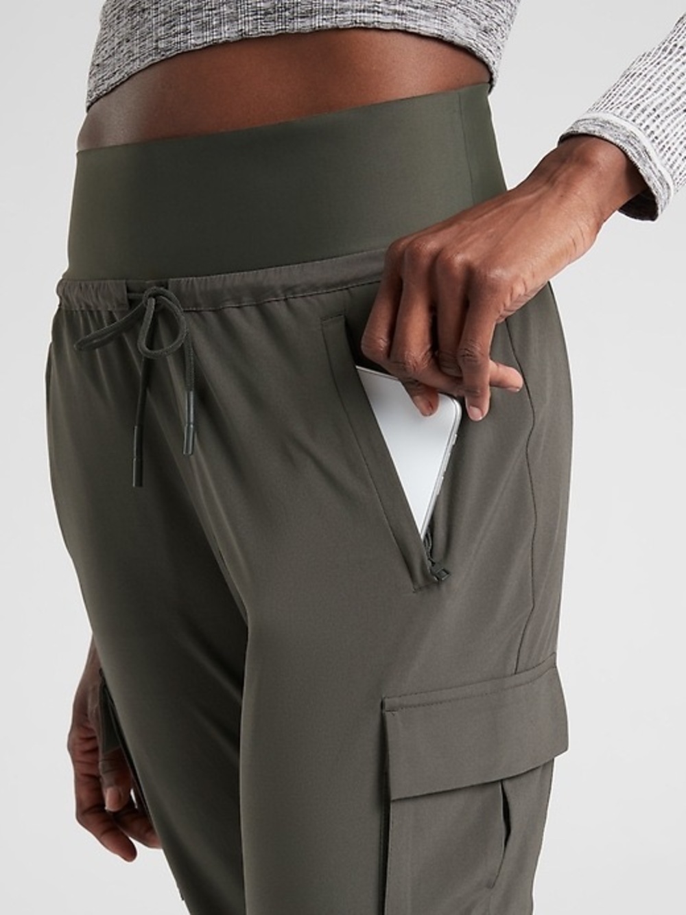 Athleta Sutton Jogger in Arbor Olive